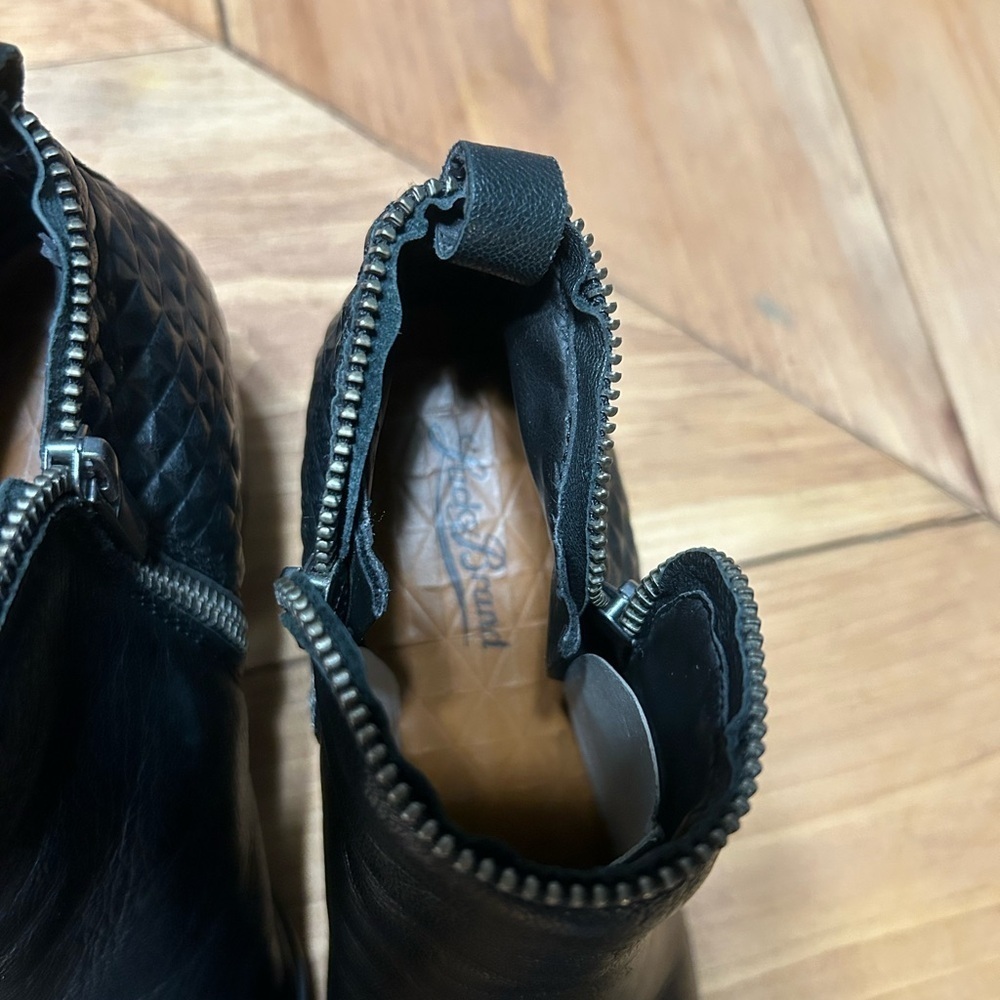 Lucky Brand Black Ankle Boots - Picture 5 of 9